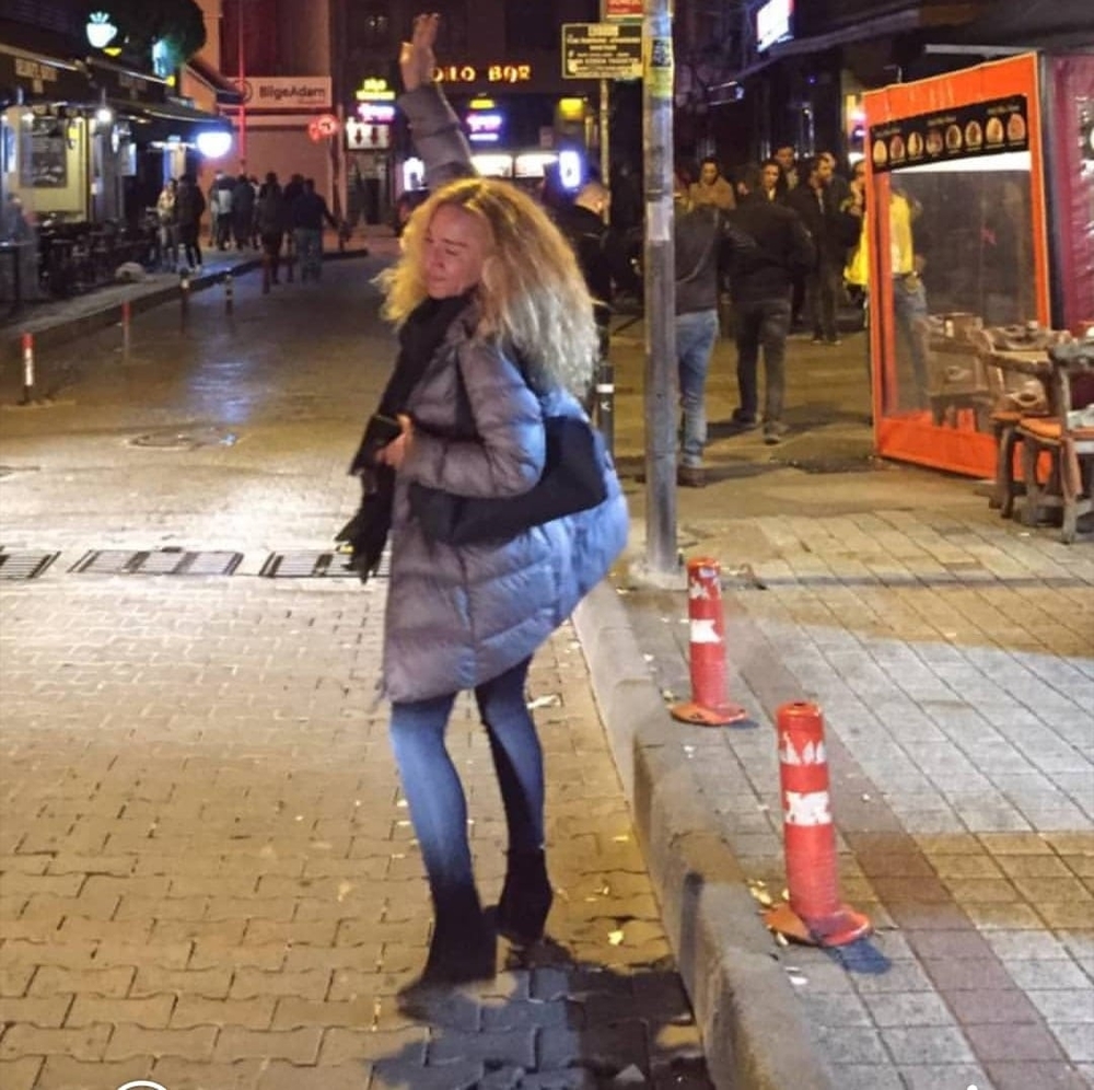 Meet your Posher, Özgü